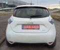 Белый Рено Зое, объемом двигателя 0 л и пробегом 82 тыс. км за 12500 $, фото 3 на Automoto.ua