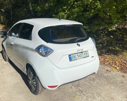 Білий Рено Зое, об'ємом двигуна 0 л та пробігом 107 тис. км за 9700 $, фото 13 на Automoto.ua