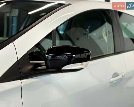 Білий Рено Зое, об'ємом двигуна 0 л та пробігом 121 тис. км за 7300 $, фото 28 на Automoto.ua