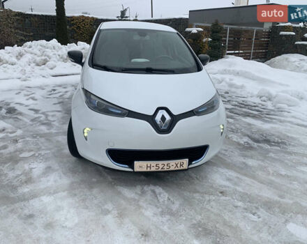 Білий Рено Зое, об'ємом двигуна 0 л та пробігом 153 тис. км за 7499 $, фото 14 на Automoto.ua
