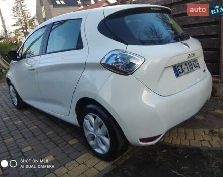 Білий Рено Зое, об'ємом двигуна 0 л та пробігом 87 тис. км за 8799 $, фото 10 на Automoto.ua