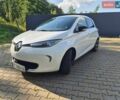 Белый Рено Зое, объемом двигателя 0 л и пробегом 210 тыс. км за 9900 $, фото 1 на Automoto.ua