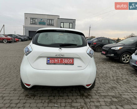 Білий Рено Зое, об'ємом двигуна 0 л та пробігом 104 тис. км за 8700 $, фото 6 на Automoto.ua