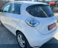 Белый Рено Зое, объемом двигателя 0 л и пробегом 108 тыс. км за 8900 $, фото 7 на Automoto.ua