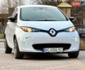 Белый Рено Зое, объемом двигателя 0 л и пробегом 96 тыс. км за 9495 $, фото 106 на Automoto.ua