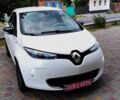 Белый Рено Зое, объемом двигателя 0 л и пробегом 107 тыс. км за 9600 $, фото 11 на Automoto.ua