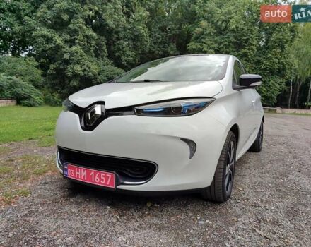 Белый Рено Зое, объемом двигателя 0 л и пробегом 84 тыс. км за 9199 $, фото 15 на Automoto.ua