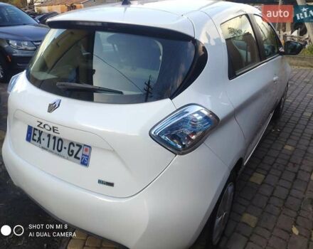 Білий Рено Зое, об'ємом двигуна 0 л та пробігом 87 тис. км за 8799 $, фото 16 на Automoto.ua