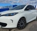Белый Рено Зое, объемом двигателя 0 л и пробегом 150 тыс. км за 6950 $, фото 13 на Automoto.ua