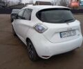 Белый Рено Зое, объемом двигателя 0 л и пробегом 138 тыс. км за 10700 $, фото 4 на Automoto.ua
