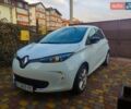 Белый Рено Зое, объемом двигателя 0 л и пробегом 65 тыс. км за 9500 $, фото 1 на Automoto.ua