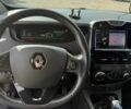 Белый Рено Зое, объемом двигателя 0 л и пробегом 61 тыс. км за 9800 $, фото 15 на Automoto.ua