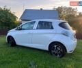 Белый Рено Зое, объемом двигателя 0 л и пробегом 124 тыс. км за 8950 $, фото 6 на Automoto.ua