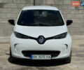 Белый Рено Зое, объемом двигателя 0 л и пробегом 120 тыс. км за 8300 $, фото 2 на Automoto.ua