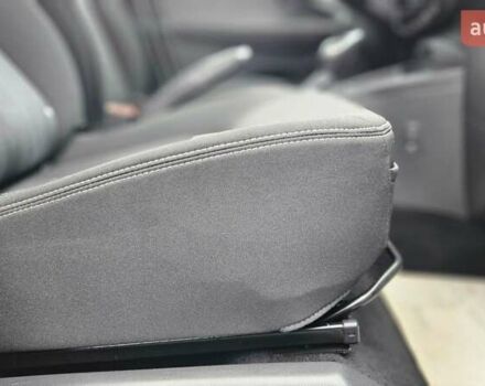 Белый Рено Зое, объемом двигателя 0 л и пробегом 71 тыс. км за 9550 $, фото 45 на Automoto.ua