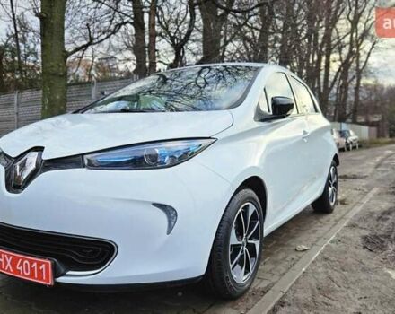 Белый Рено Зое, объемом двигателя 0 л и пробегом 71 тыс. км за 9550 $, фото 65 на Automoto.ua