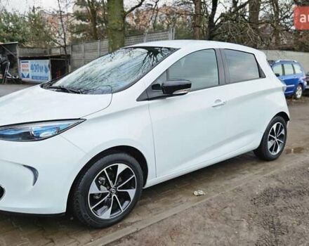 Белый Рено Зое, объемом двигателя 0 л и пробегом 71 тыс. км за 9550 $, фото 8 на Automoto.ua