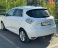 Белый Рено Зое, объемом двигателя 0 л и пробегом 9 тыс. км за 11200 $, фото 5 на Automoto.ua