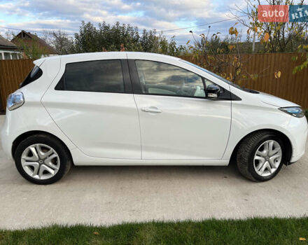 Рено Зое 2018 в Виннице на Automoto.ua Белый Рено Зое, объемом двигателя 0 л и пробегом 68 тыс. км за 9350 $, фото 7 на Automoto.ua