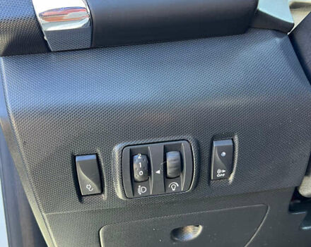 Білий Рено Зое, об'ємом двигуна 0 л та пробігом 73 тис. км за 6200 $, фото 13 на Automoto.ua