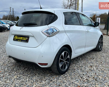 Белый Рено Зое, объемом двигателя 0 л и пробегом 140 тыс. км за 9300 $, фото 3 на Automoto.ua