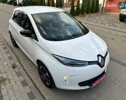 Белый Рено Зое, объемом двигателя 0 л и пробегом 72 тыс. км за 11700 $, фото 2 на Automoto.ua
