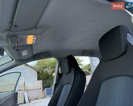 Белый Рено Зое, объемом двигателя 0 л и пробегом 51 тыс. км за 10800 $, фото 64 на Automoto.ua