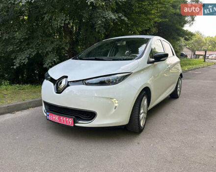 Белый Рено Зое, объемом двигателя 0 л и пробегом 54 тыс. км за 9300 $, фото 1 на Automoto.ua