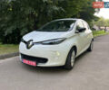 Белый Рено Зое, объемом двигателя 0 л и пробегом 54 тыс. км за 9300 $, фото 1 на Automoto.ua