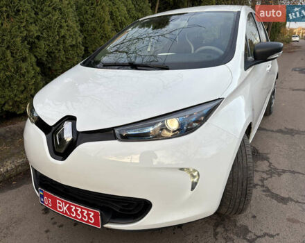 Белый Рено Зое, объемом двигателя 0 л и пробегом 65 тыс. км за 9200 $, фото 12 на Automoto.ua