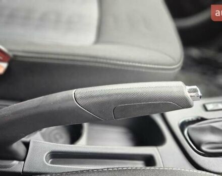 Белый Рено Зое, объемом двигателя 0 л и пробегом 71 тыс. км за 9550 $, фото 47 на Automoto.ua