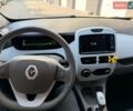 Белый Рено Зое, объемом двигателя 0 л и пробегом 139 тыс. км за 9450 $, фото 11 на Automoto.ua