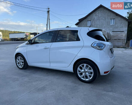 Белый Рено Зое, объемом двигателя 0 л и пробегом 51 тыс. км за 10800 $, фото 9 на Automoto.ua
