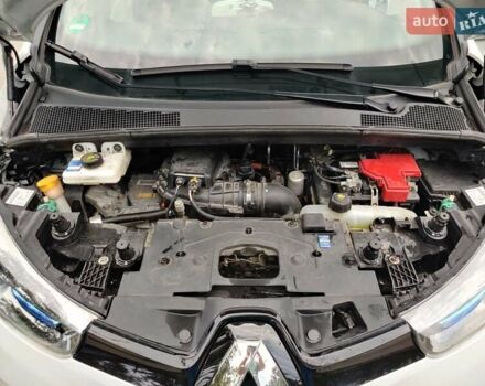Білий Рено Зое, об'ємом двигуна 0 л та пробігом 190 тис. км за 9300 $, фото 6 на Automoto.ua
