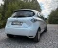 Белый Рено Зое, объемом двигателя 0 л и пробегом 94 тыс. км за 11200 $, фото 4 на Automoto.ua