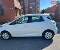 Белый Рено Зое, объемом двигателя 0 л и пробегом 95 тыс. км за 9650 $, фото 21 на Automoto.ua