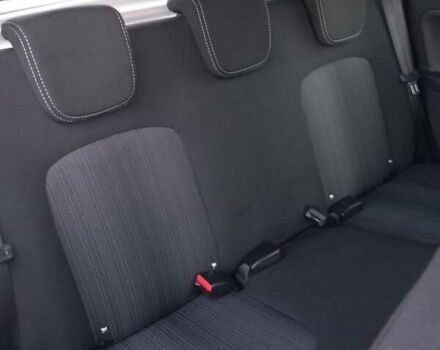 Белый Рено Зое, объемом двигателя 0 л и пробегом 39 тыс. км за 10900 $, фото 24 на Automoto.ua