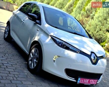 Белый Рено Зое, объемом двигателя 0 л и пробегом 81 тыс. км за 9200 $, фото 6 на Automoto.ua