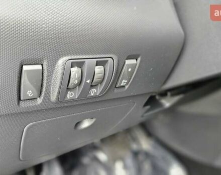 Белый Рено Зое, объемом двигателя 0 л и пробегом 71 тыс. км за 9550 $, фото 56 на Automoto.ua