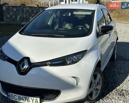 Белый Рено Зое, объемом двигателя 0 л и пробегом 105 тыс. км за 9100 $, фото 5 на Automoto.ua