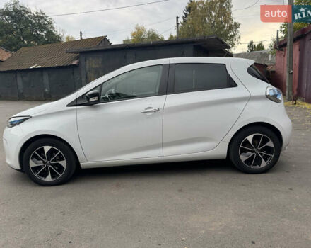 Білий Рено Зое, об'ємом двигуна 0 л та пробігом 91 тис. км за 10600 $, фото 7 на Automoto.ua