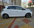 Белый Рено Зое, объемом двигателя 0 л и пробегом 129 тыс. км за 8700 $, фото 3 на Automoto.ua