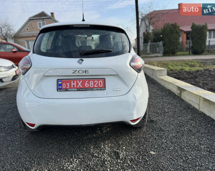 Білий Рено Зое, об'ємом двигуна 0 л та пробігом 47 тис. км за 8700 $, фото 3 на Automoto.ua