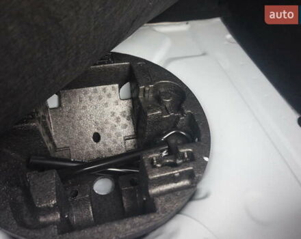 Білий Рено Зое, об'ємом двигуна 0 л та пробігом 37 тис. км за 10777 $, фото 56 на Automoto.ua