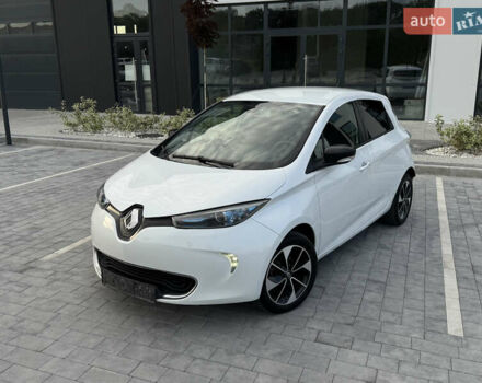 Белый Рено Зое, объемом двигателя 0 л и пробегом 73 тыс. км за 9700 $, фото 33 на Automoto.ua