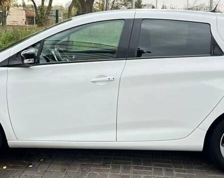 Белый Рено Зое, объемом двигателя 0 л и пробегом 109 тыс. км за 9499 $, фото 6 на Automoto.ua