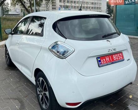 Белый Рено Зое, объемом двигателя 0 л и пробегом 109 тыс. км за 9499 $, фото 4 на Automoto.ua