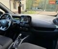 Белый Рено Зое, объемом двигателя 0 л и пробегом 95 тыс. км за 11299 $, фото 104 на Automoto.ua