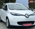 Белый Рено Зое, объемом двигателя 0 л и пробегом 128 тыс. км за 8900 $, фото 15 на Automoto.ua
