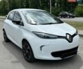 Белый Рено Зое, объемом двигателя 0 л и пробегом 64 тыс. км за 10500 $, фото 1 на Automoto.ua